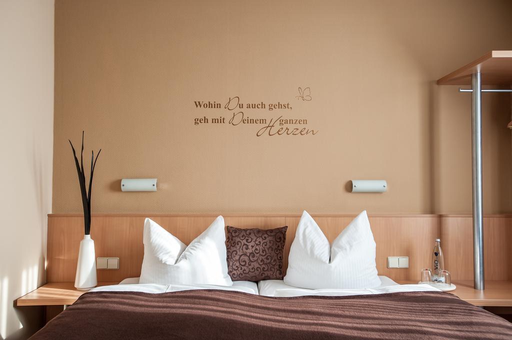 Sensconvent Hotel Michendorf Δωμάτιο φωτογραφία